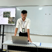 Nguyễn Ngân giang