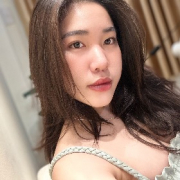 Nguyễn hoàng mai thương