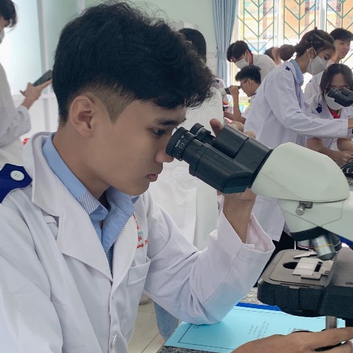 Nguyễn Trung Hiếu