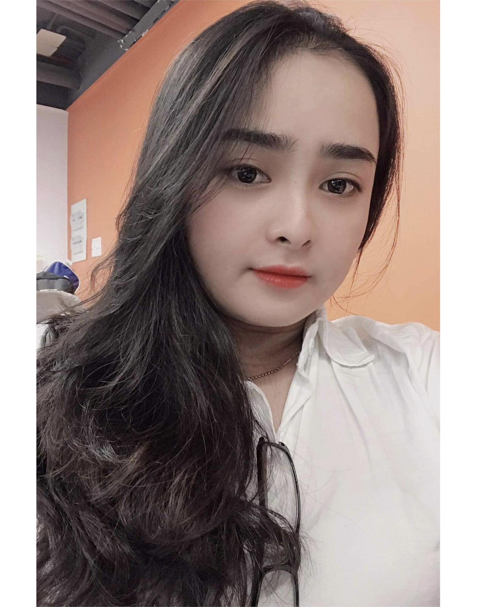 PHAN THị CẨM YÊN