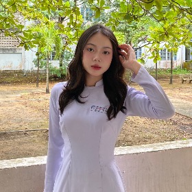 Ngô thị hoài linh