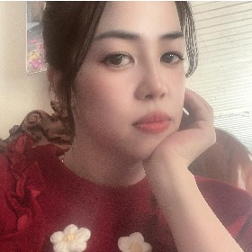 TRẦN MỘNG ANH THƯ