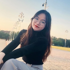       冯氏琼             Phùng thị quỳnh