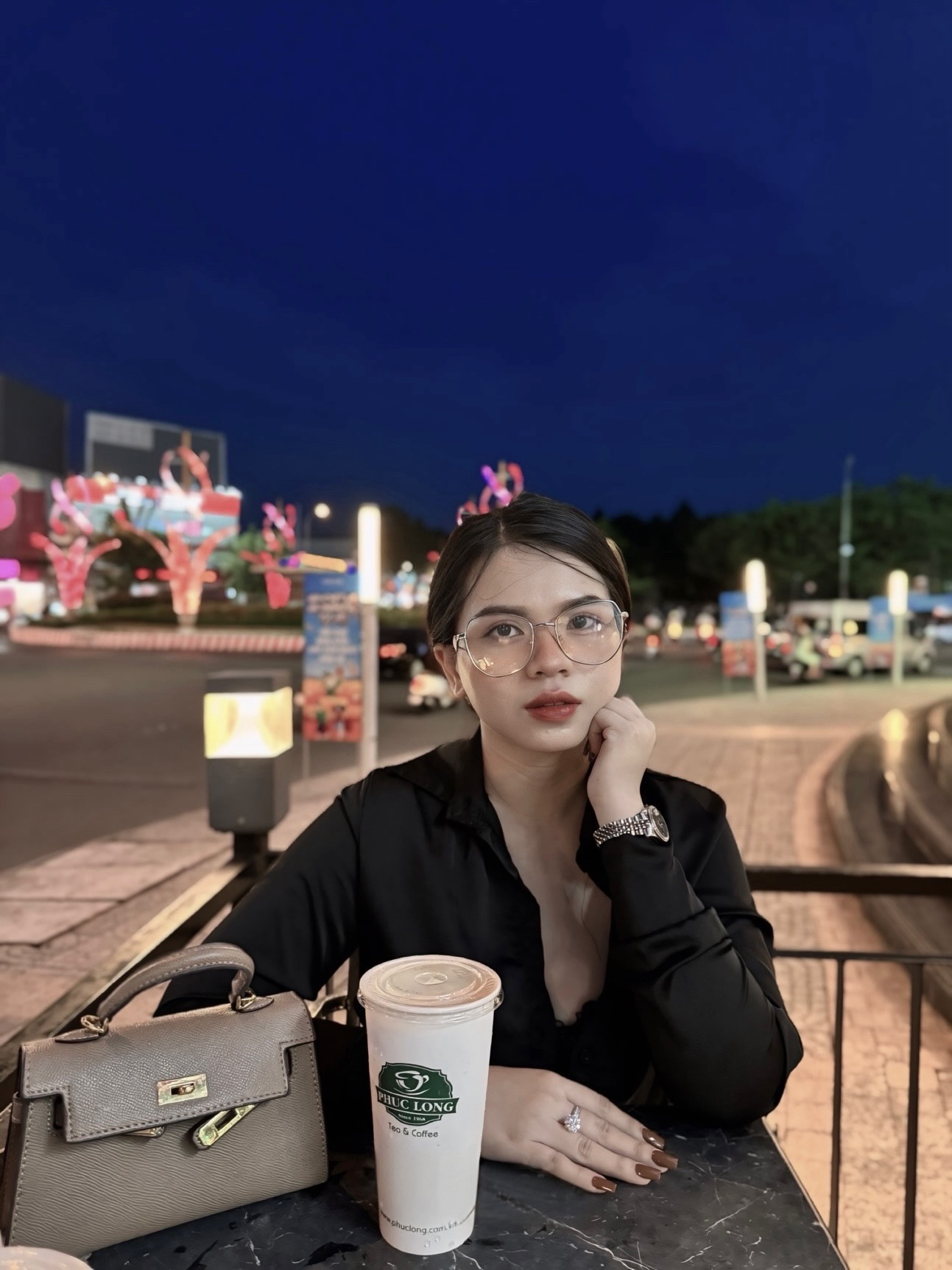 Khưu Nguyễn Hồng Ngân