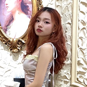 TRẦN THỊQUỲNH HƯƠNG