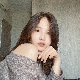 HOÀng Thúy quỳnh