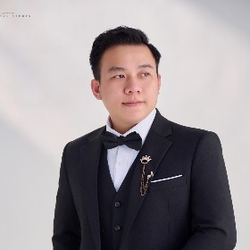 nguyễn Thị         Như Mai    