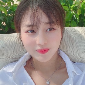 HOANG THI NAM       黄氏年