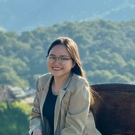 GIANG THỊ HỒNG CẨM