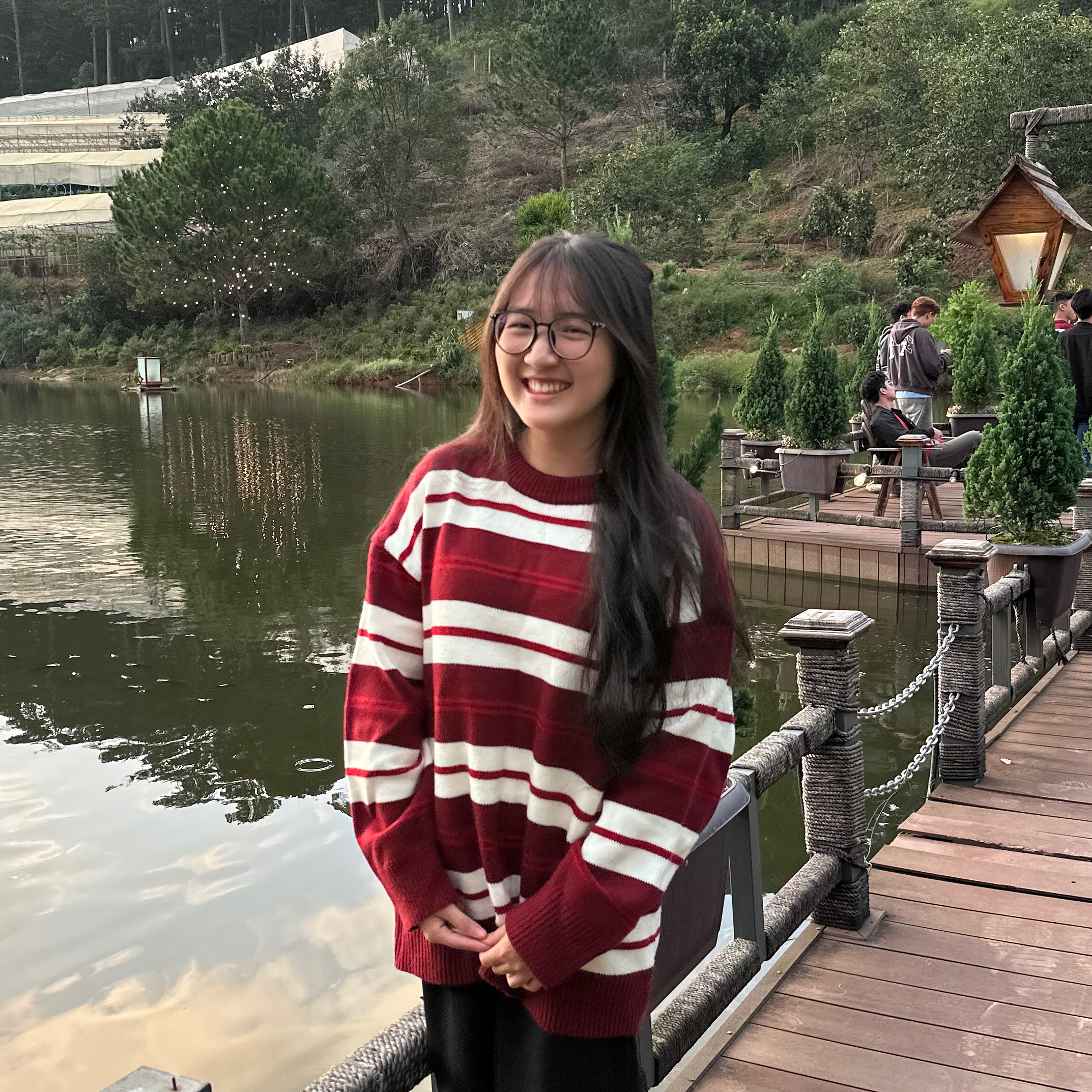 Nguyễn hoàng thuỳ dương