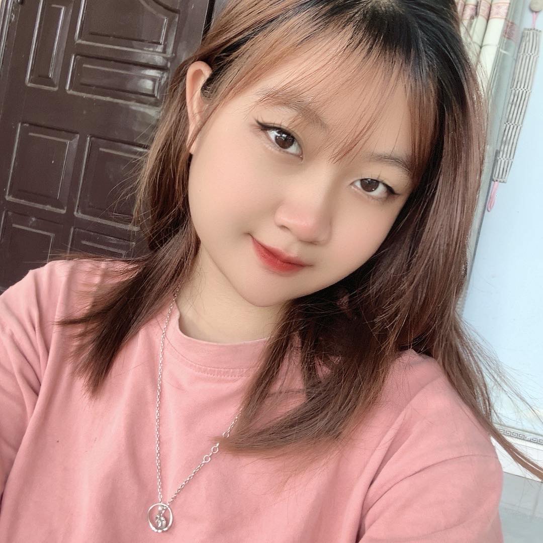 NGUYỄN THỊ XUÂN QUỲNH