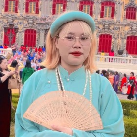 Nguyễn Thị Khánh Huyền 