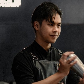 hoàng lê trường