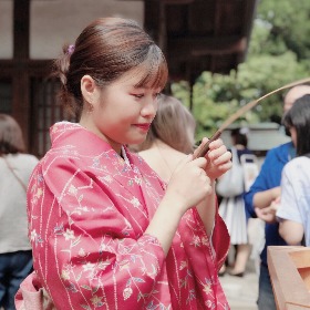 BÙI THỊ LỆ HẰNGブイティレハン