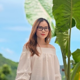 NGUYỄN THỊ THÚY