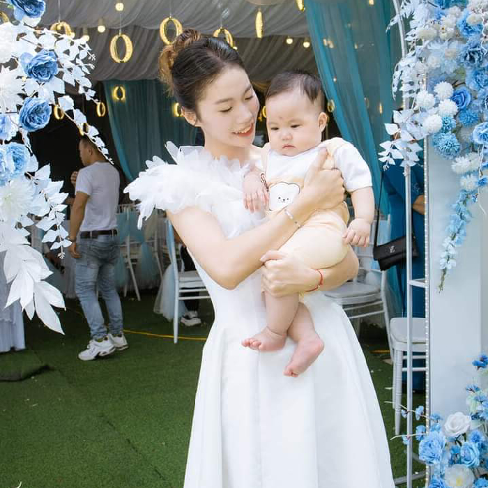 Nguyễn Thị Khánh Huyền 