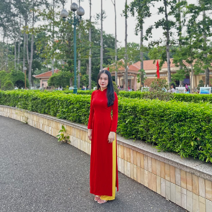 NGÔ THỊ CẨM GIANG