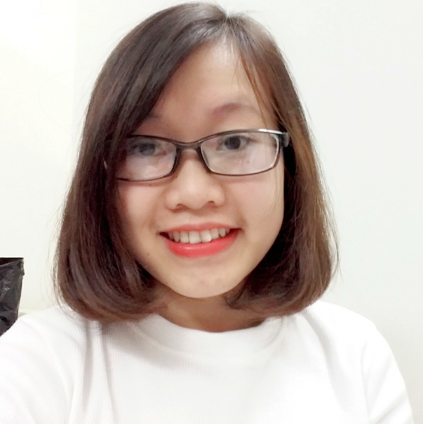 LÂM THỊ KHẢ NHI