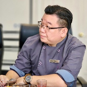 NGUYỄN HỮU CÔNG