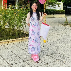 NGUYỄN HIỀN XINH