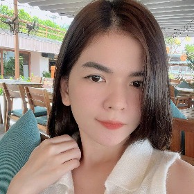 TRẦN THỊ XUÂN HẰNG