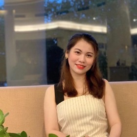 Hồ thị thuỳ nhung