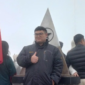 dương việt hồng