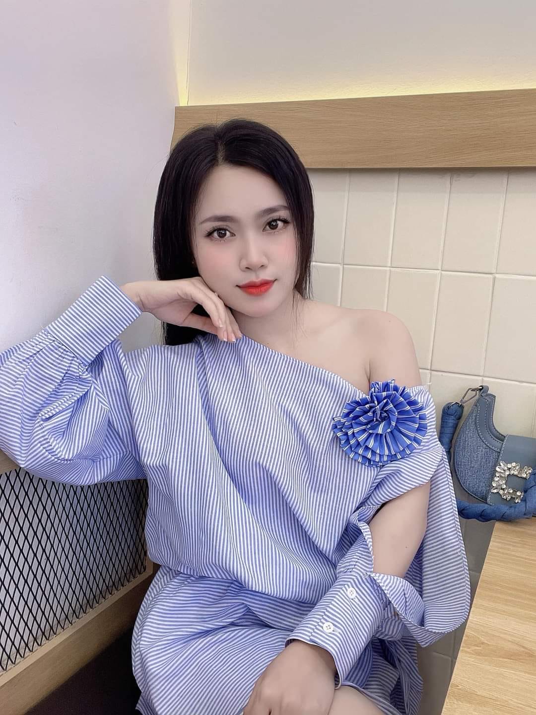 NGUYỄN THỊ HỒNG KHANH