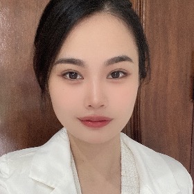 NGUYỄN THUÝ GIANG (阮香江）