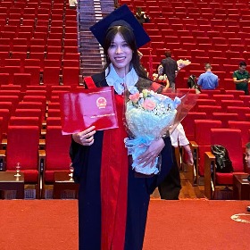 TRẦN THỊ HUYỀN TRANG