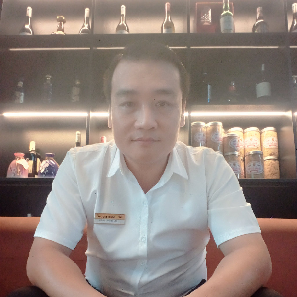 NGUYỄN TRỌNG HOÀN