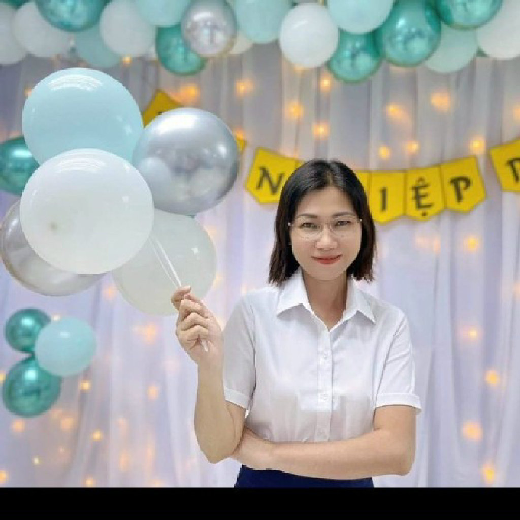 HUỲNH NGUYỆT HỒNG