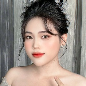 Trần Ngọc Oanh 