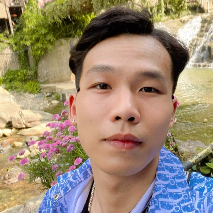 NGuyễn tiến vượng