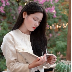 Hoàng Thị Thảo Hằng