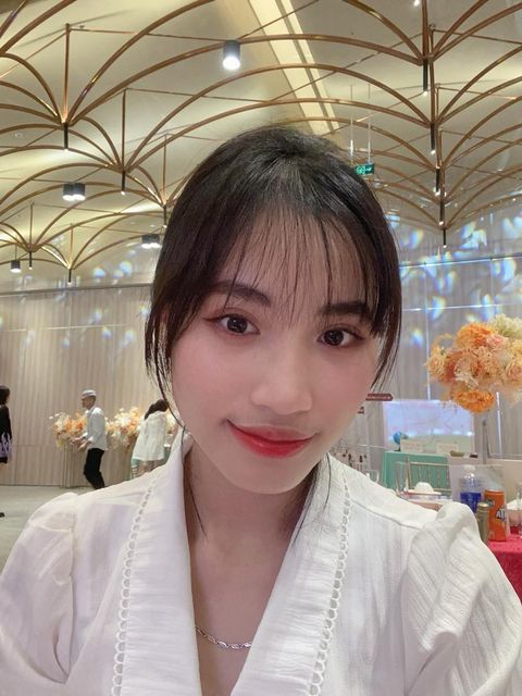 高越贞CAO VIET TRINH