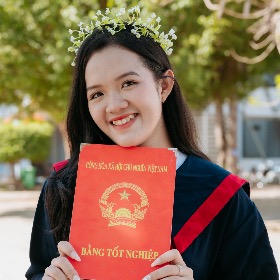 Đinh Thị Ngọc Tú