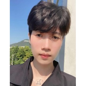 trang hoàng bảo vy