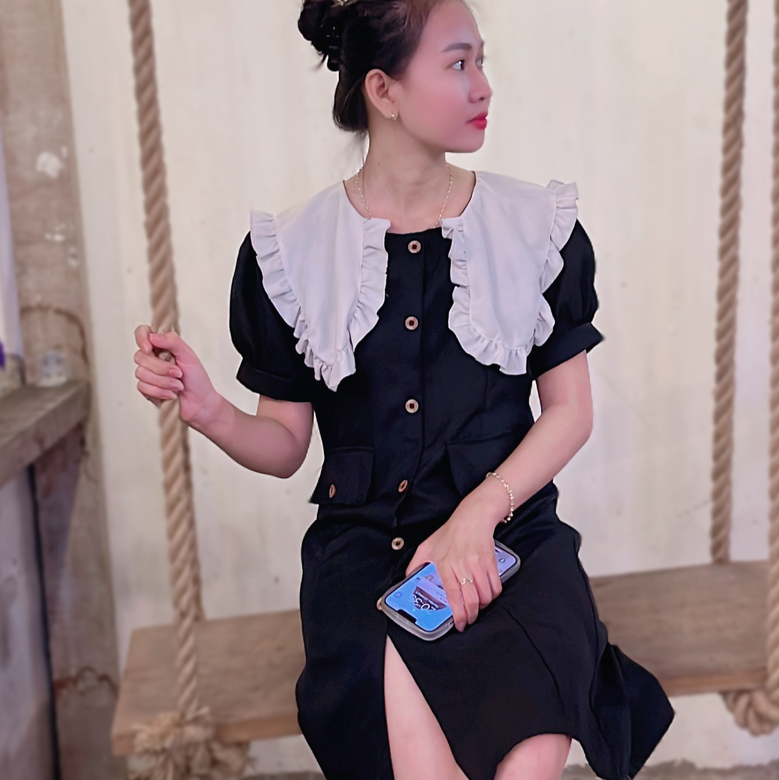 NGUYỄN THỊ HỒNG NHUNG