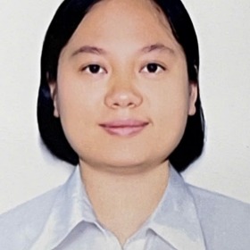 hoàng Thùy linh