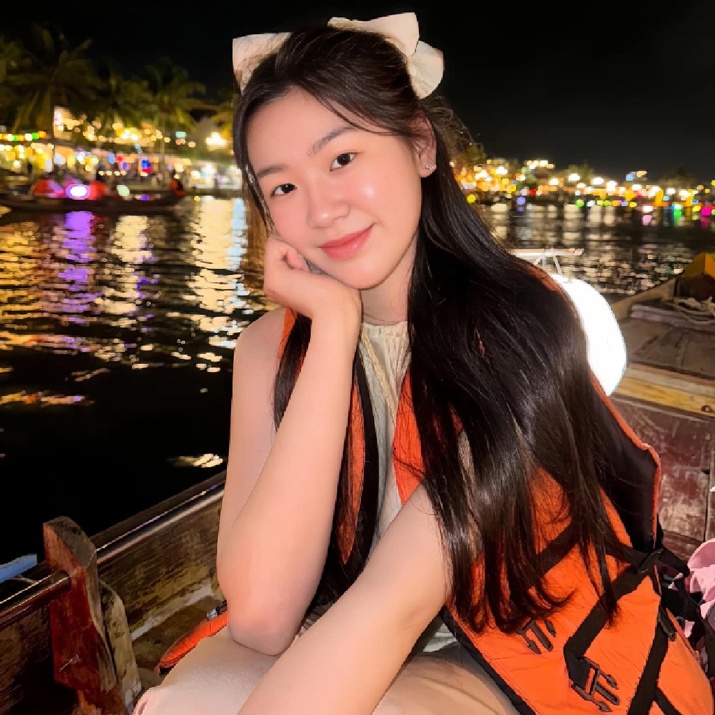 Phạm Hương Giang