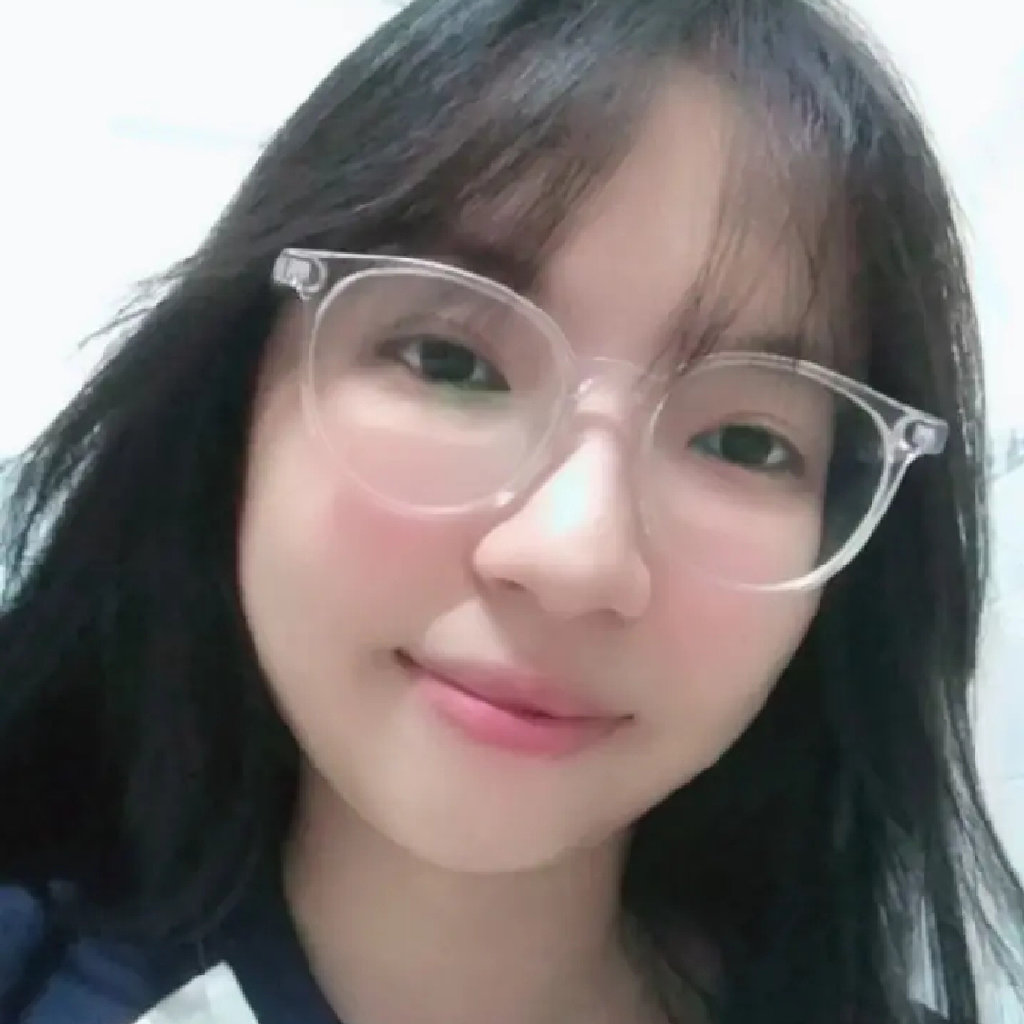 NGUYEN TRAN TUYET LE 