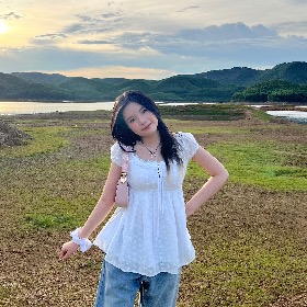 Nguyễn Hoàng Khánh Linh