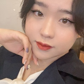 HUỲNH TRẦN THANH THẢO