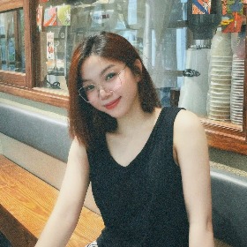 Trần Thị bích hậu