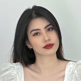 PHẠM QUÝ TRÚC LY