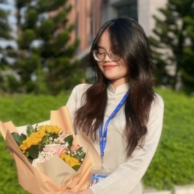thái hồng trang