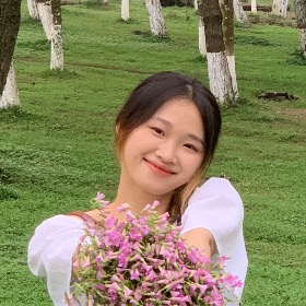 TẠ THỊ THUÝ