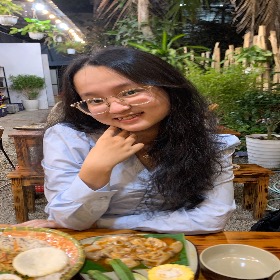 Trần Thị Khánh Huyền