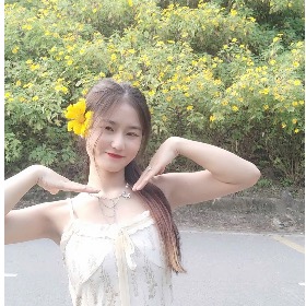 NGUYỄN THỊ HÀ NHI